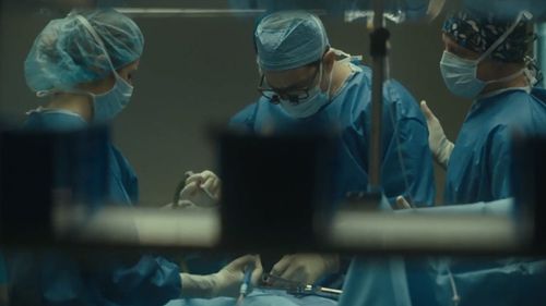 Sean Allan Krill as Dr. Timothy Darnton, with Grace Gummer & Joshua Jackson, in Dr. Death - 
