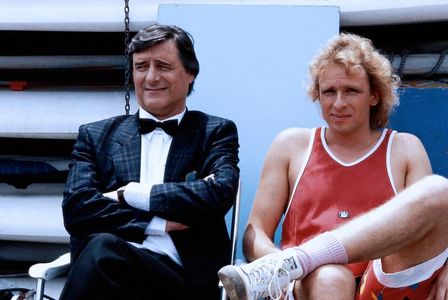 Helmut Fischer and Thomas Gottschalk in Three Crazy Jerks (1987)