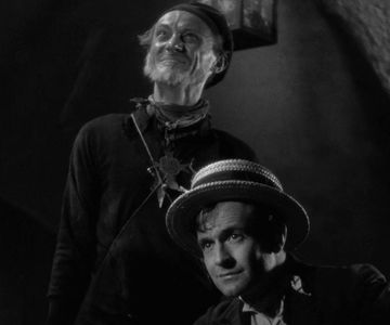 Pierre Fresnay and Alexandre Mihalesco in Marius (1931)