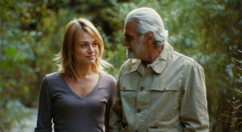 Omar Sharif and Émilie Dequenne in I Forgot to Tell You (2009)