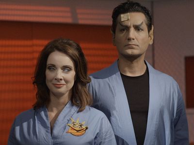 Cas Anvar and Nicola Bryant in Star Trek Continues (2013)