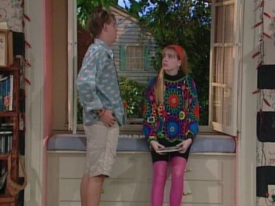 Melissa Joan Hart and Sean O'Neal in Clarissa Explains It All (1991)