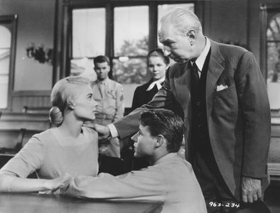 Hope Lange, David Nelson, Lloyd Nolan, Russ Tamblyn, and Diane Varsi in Peyton Place (1957)