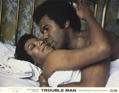 Robert Hooks and Paula Kelly in Trouble Man (1972)