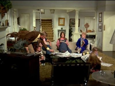 Susan Dey, Danny Bonaduce, Suzanne Crough, Brian Forster, Shirley Jones, and Dave Madden in The Partridge Family (1970)