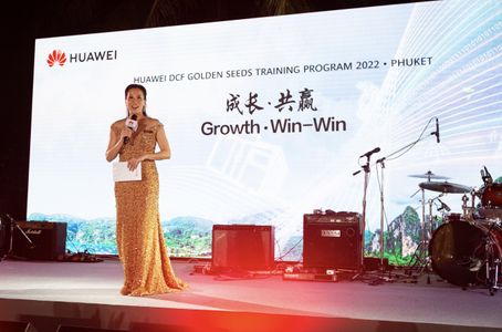 Trilingual Host of Huawei APAC Gala 2022