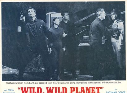 Lisa Gastoni, Carlo Giustini, Franco Nero, Tony Russel, and Linda Sini in The Wild, Wild Planet (1966)