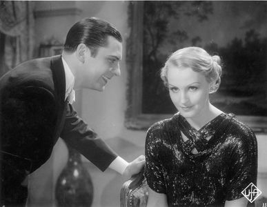 Brigitte Helm and Raymond Rouleau in Vers l'abîme (1934)