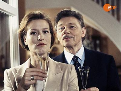Uwe Friedrichsen and Suzanne von Borsody in The Old Fox (1977)