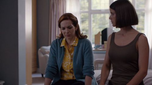 Katherine Parkinson and Sonya Cassidy in Humans (2015)