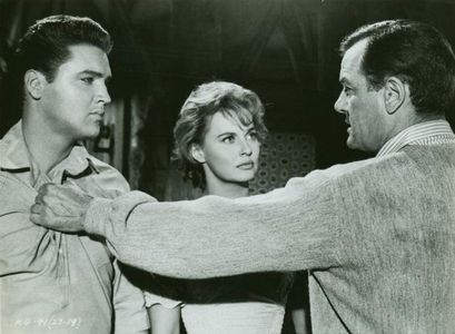 Elvis Presley, Lola Albright, and Gig Young in Kid Galahad (1962)