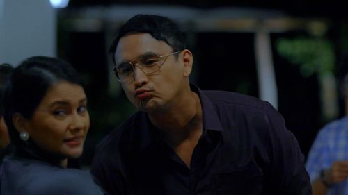 John Estrada and Tanya Garcia in Babawiin ko ang lahat (2021)