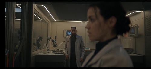 Audrey Brisson and Amro Mahmoud in Halo (2022)