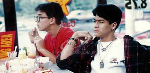 Jomari Yllana and Gio Alvarez in Pare Ko (1995)