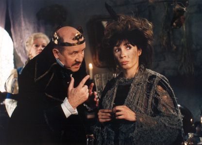 Nela Boudová, Jana Brejchová, and Petr Nározný in Carodejné námluvy (1997)