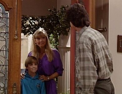 Jordan Christopher Michael, Bob Saget, and Debra Stipe in Full House (1987)