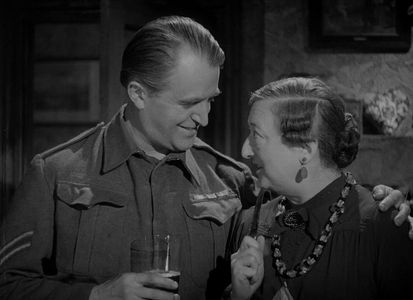 Gladys Henson and Jack Warner in The Captive Heart (1946)