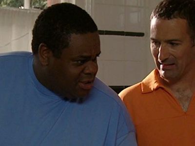 Connor Byrne and Clive Rowe in The Story of Tracy Beaker (2002)