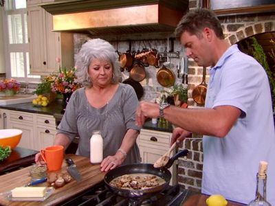 Paula Deen and Jamie Deen in Paula's Best Dishes (2008)