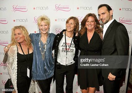 Karly Rothenberg from The Office, attends the Macy’s Glamour-ama Event in DTLA with Robin Mc Williams, Madonna Cacciator