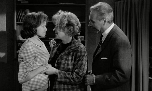 Brigitte Grothum, Marianne Hoppe, and Richard Häussler in Die seltsame Gräfin (1961)