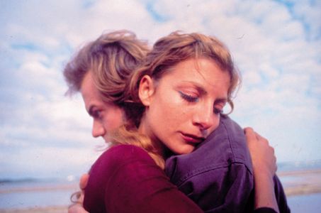 Najwa Nimri and Tristán Ulloa in Sex and Lucía (2001)