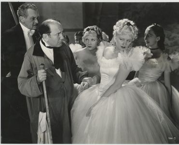 Albert Conti, Charles Judels, Evelyn Laye, and Una Merkel in The Night Is Young (1935)