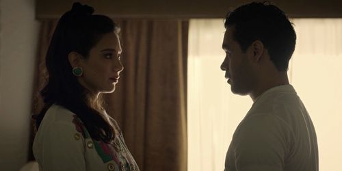 Still of Gladys Bautista and Gabriel Chavarria in Selena:The Series