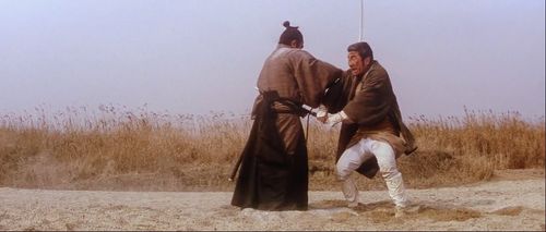 Tomisaburô Wakayama and Shintarô Katsu in Zatoichi and the Chest of Gold (1964)