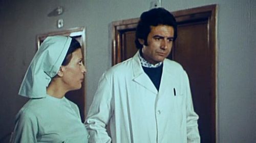 Víctor Barrera and Susan Taff in El jorobado de la Morgue (1973)