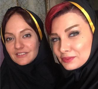 Parichehr Moshrefi and Mahnaz Afshar in Romance (2017)