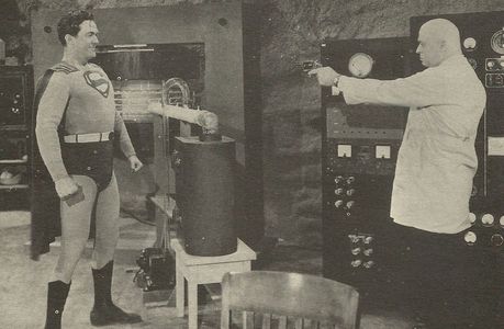 Kirk Alyn and Lyle Talbot in Atom Man vs. Superman (1950)