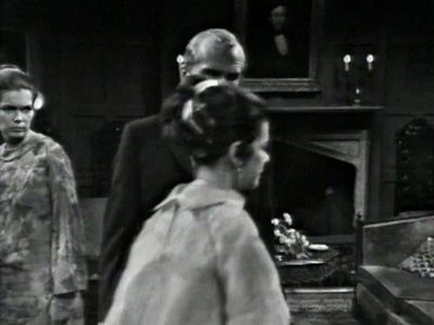 Joan Bennett, Louis Edmonds, and Alexandra Isles in Dark Shadows (1966)