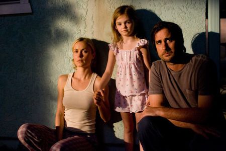 Luke Wilson, Radha Mitchell, and Morgan Lily in Henry Poole Is Here (2008)