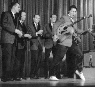 Elvis Presley, Bill Black, D.J. Fontana, The Jordanaires, and Scotty Moore in The Ed Sullivan Show (1948)