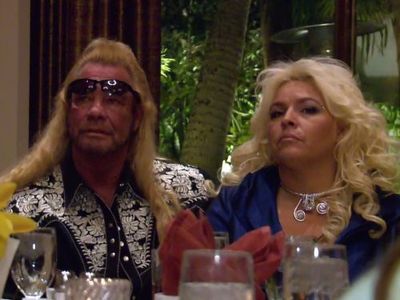 Beth Chapman and Duane 'Dog' Chapman in Dog and Beth: On the Hunt (2013)