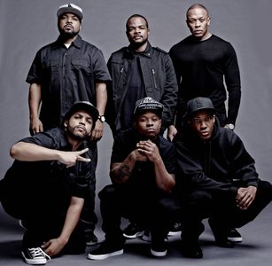 Ice Cube, Dr. Dre, F. Gary Gray, Corey Hawkins, Jason Mitchell, and O'Shea Jackson Jr. in Straight Outta Compton (2015)