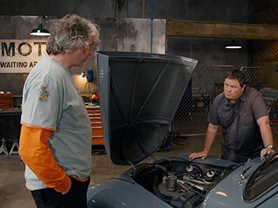 Mike Brewer and Edd China in Wheeler Dealers (2003)