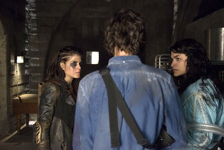 Devon Bostick, Eve Harlow, and Marie Avgeropoulos in The 100 (2014)