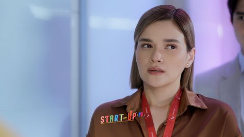 Yasmien Kurdi in Start-Up Ph (2022)