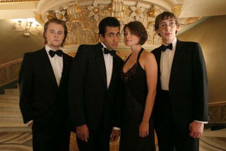 Holly Davidson, Kal Penn, Glen Barry, and Anthony Cozens in Van Wilder: The Rise of Taj (2006)