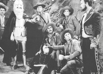 Budd Buster, Curley Dresden, John Merton, and James Pierce in Zorro's Fighting Legion (1939)