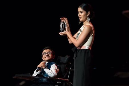 Danube Hermosillo presents the Champion of Hope Award to Sparsh Shah at the 6th Annual Global Genes RARE Tribute to Cham