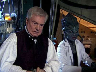Derek Jacobi and Chipo Chung in Doctor Who (2005)