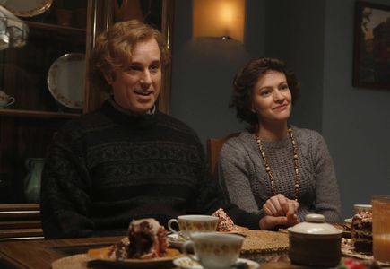 Kelly AuCoin and Suzy Jane Hunt in The Americans (2013)