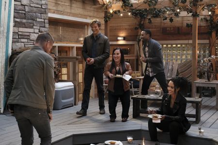 George Eads, Meredith Eaton, Tristin Mays, Lucas Till, and Justin Hires in MacGyver (2016)