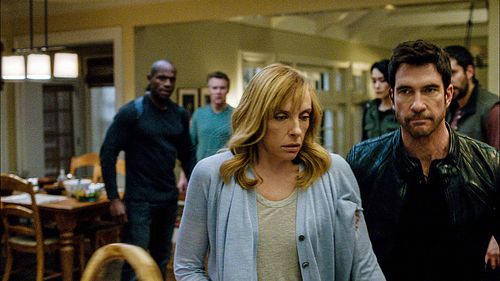 Toni Collette, Dylan McDermott, Sandrine Holt, Tate Donovan, Billy Brown, and Rhys Coiro in Hostages (2013)