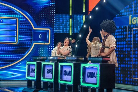 Sofia Ignacio, Arnel Ignacio, Keanna Reeves, and Aquilino Loverita in Family Feud Philippines (2022)