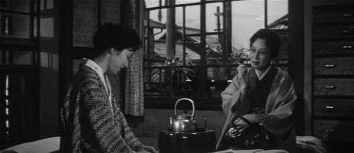 Chikako Hosokawa and Hideko Takamine in When a Woman Ascends the Stairs (1960)