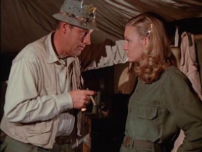 McLean Stevenson and Sheila Lauritsen in M*A*S*H (1972)